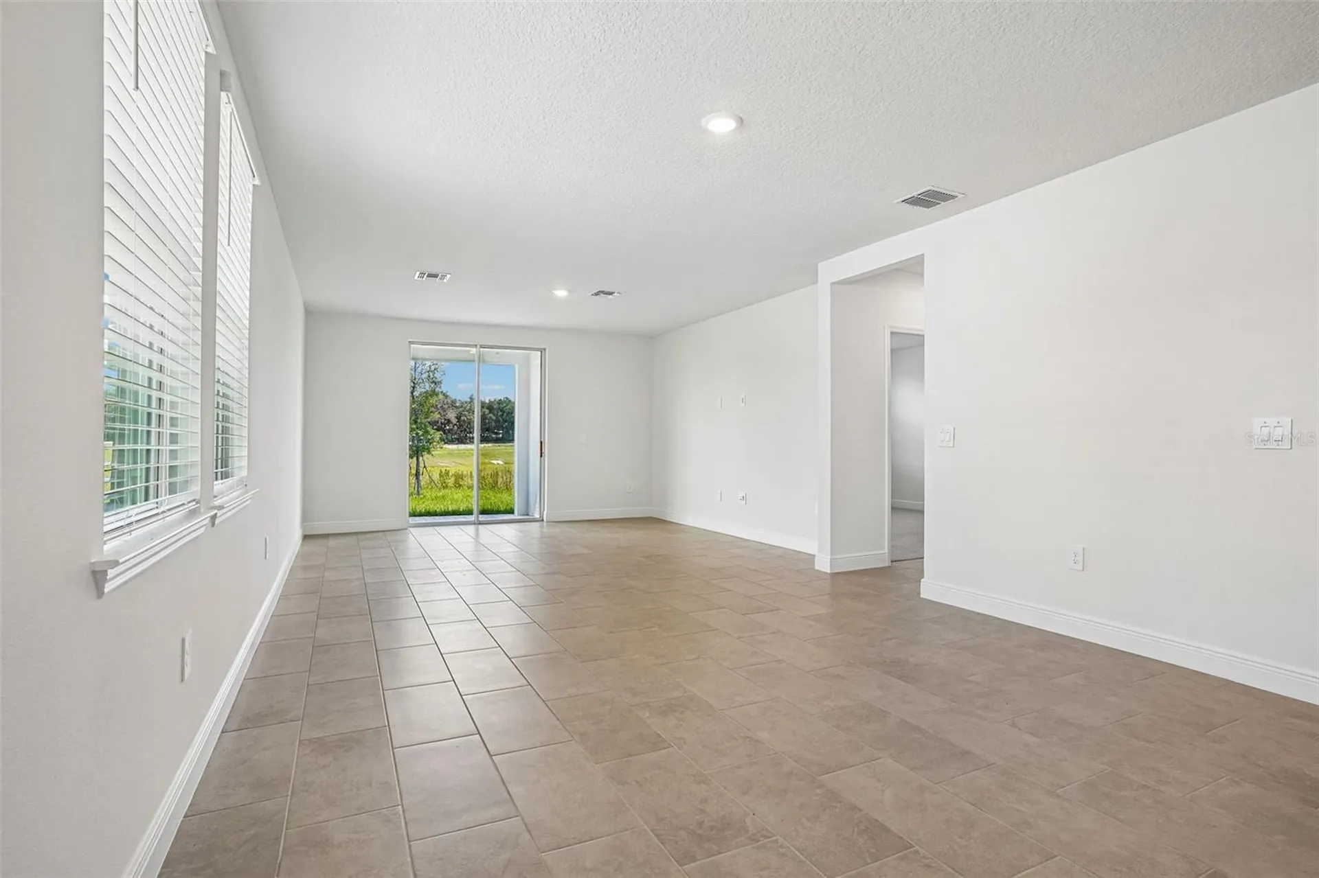 883 Sunshower Drive Lady Lake FL 32159