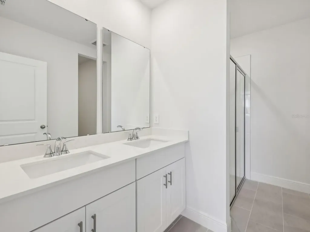 887 Sunshower Drive Lady Lake FL 32159