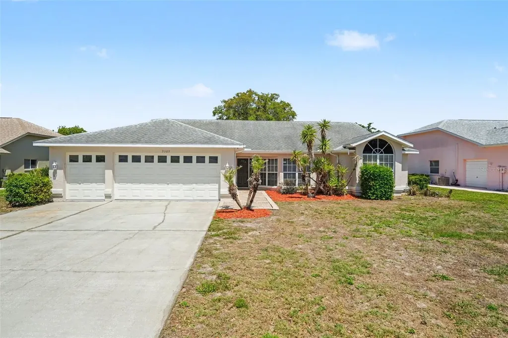 9389 Fox Hollow Lane Weeki Wachee FL 34613