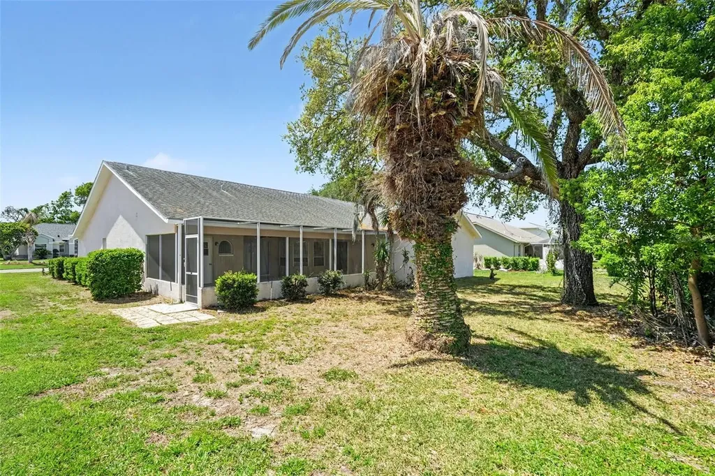 9389 Fox Hollow Lane Weeki Wachee FL 34613