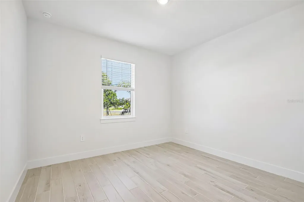 192 Shady Edge Loop Nokomis FL 34275