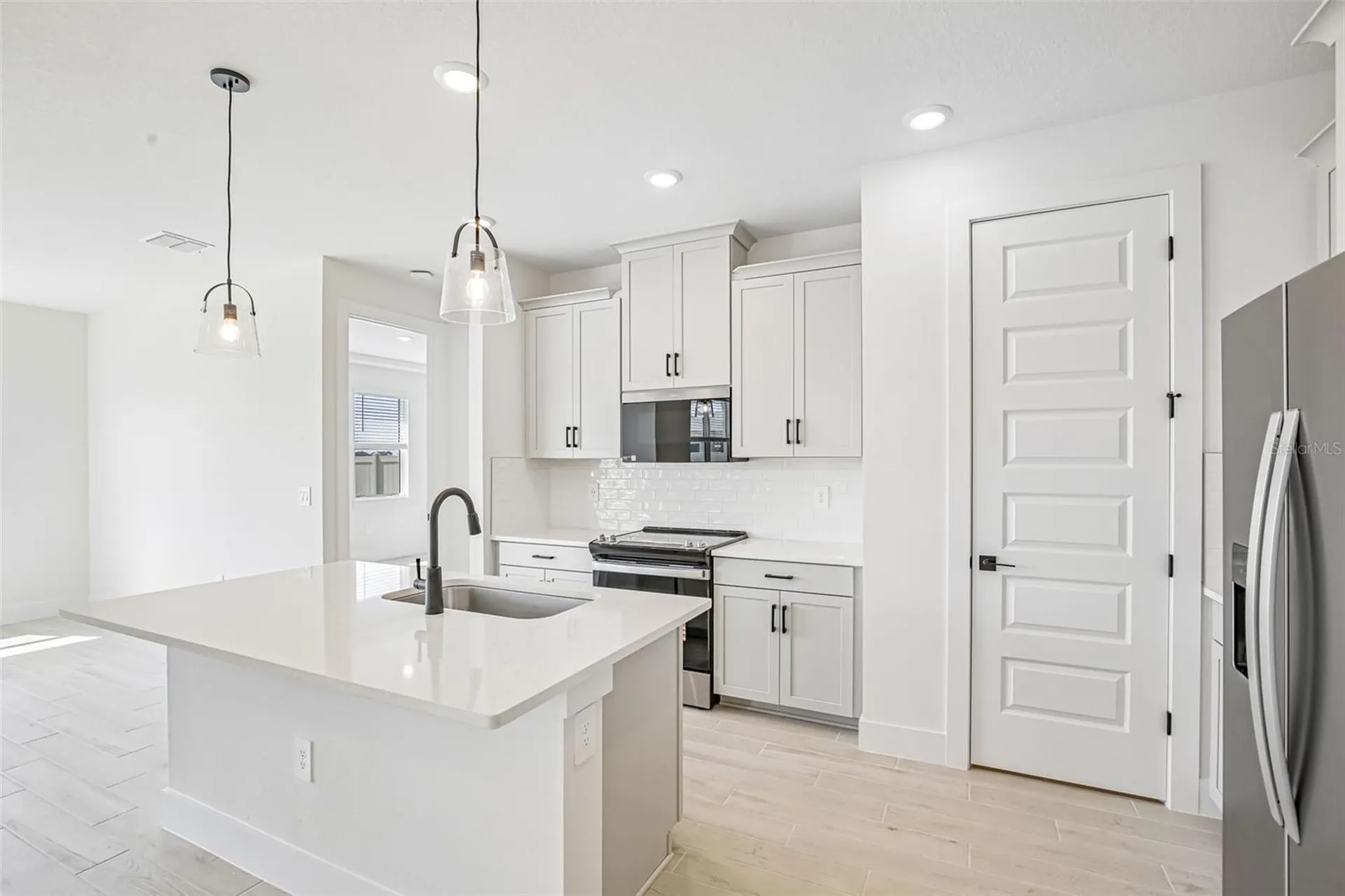192 Shady Edge Loop Nokomis FL 34275