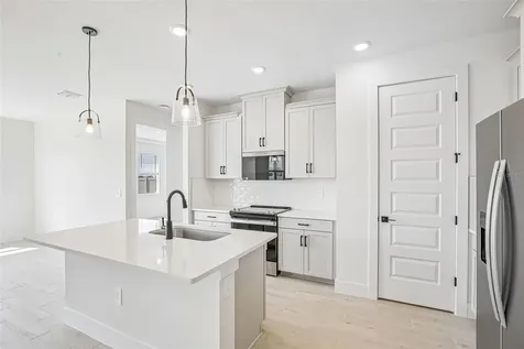 192 Shady Edge Loop Nokomis FL 34275