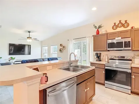 292 Arbuthnot Street Winter Haven FL 33881