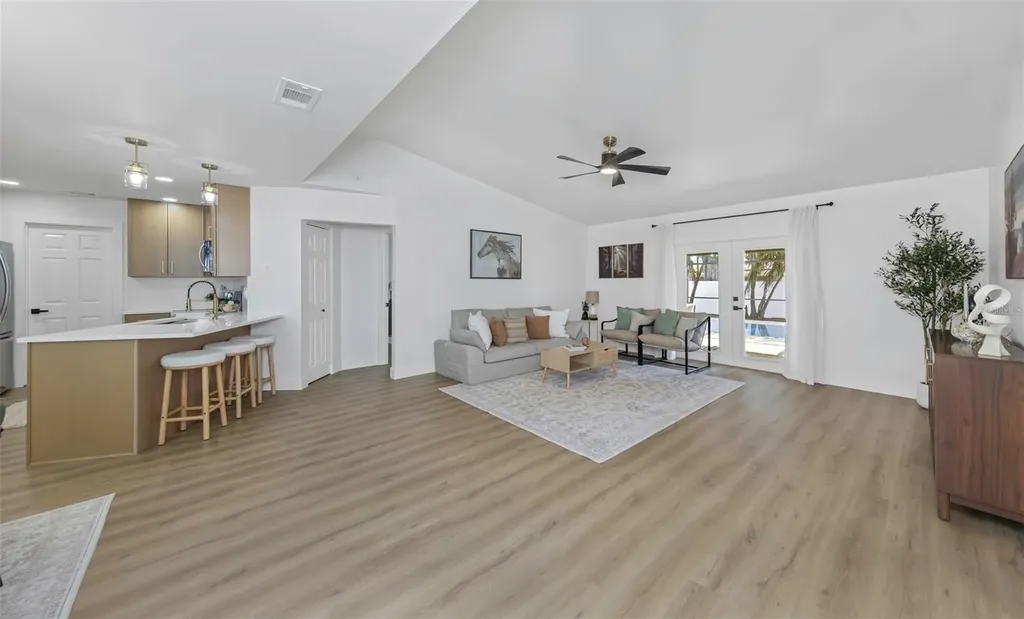 12909 Pineway Drive Largo FL 33773