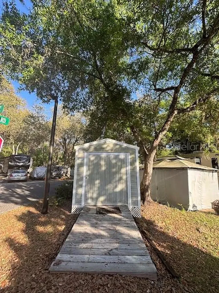 25238 NE 144th Street Fort Mc Coy FL 32134
