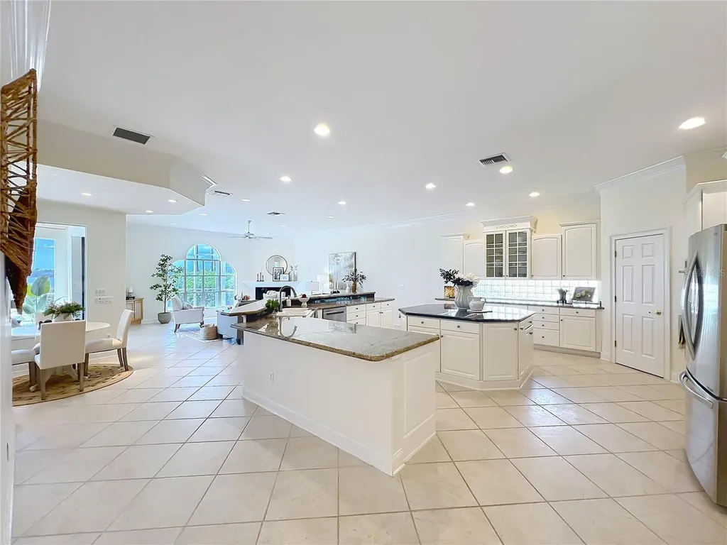 1861 Edgewater Drive Mount Dora FL 32757