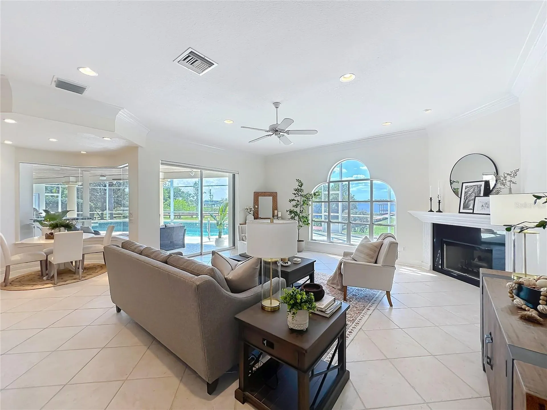 1861 Edgewater Drive Mount Dora FL 32757
