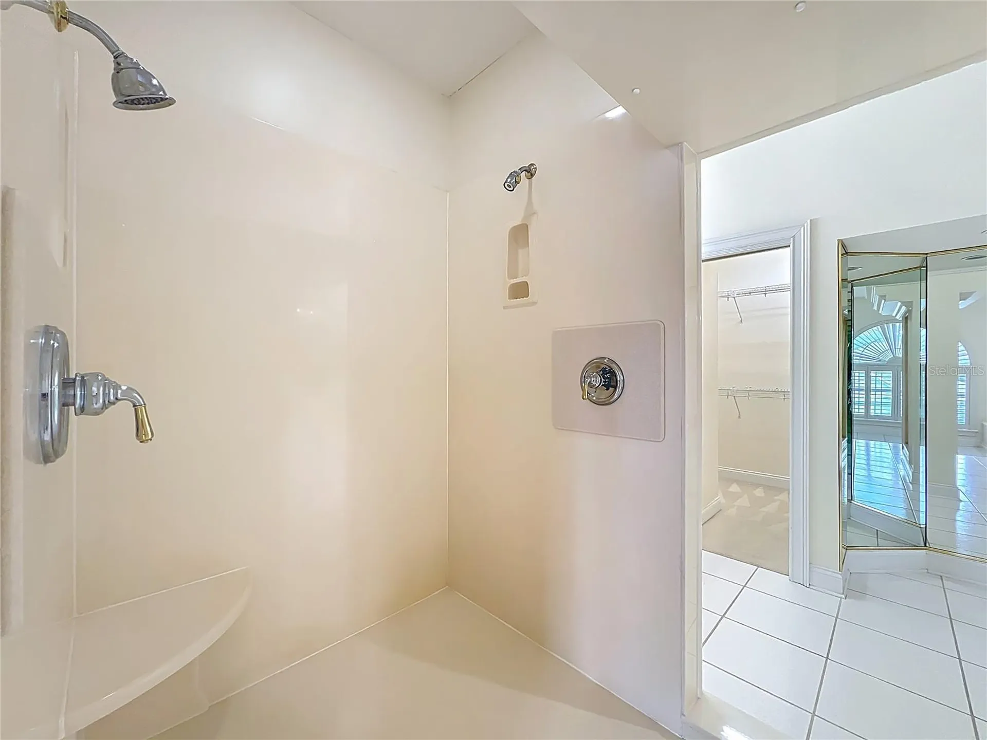 1861 Edgewater Drive Mount Dora FL 32757