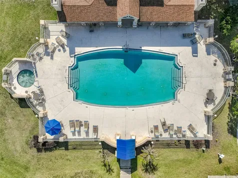 1861 Edgewater Drive Mount Dora FL 32757