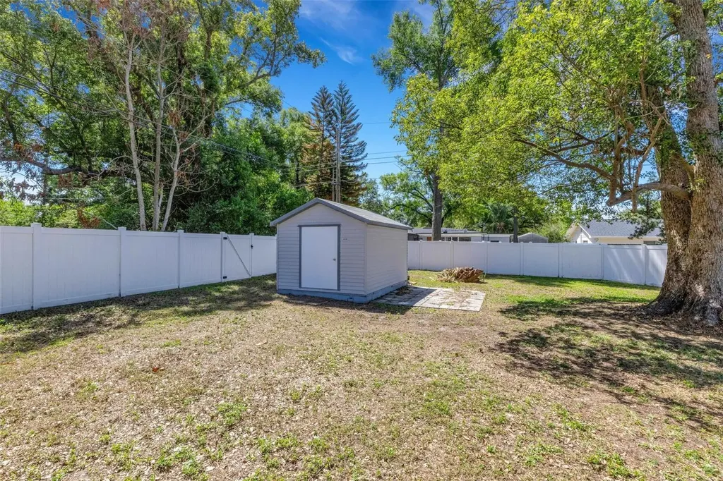 1112 Newport Avenue Lakeland FL 33801