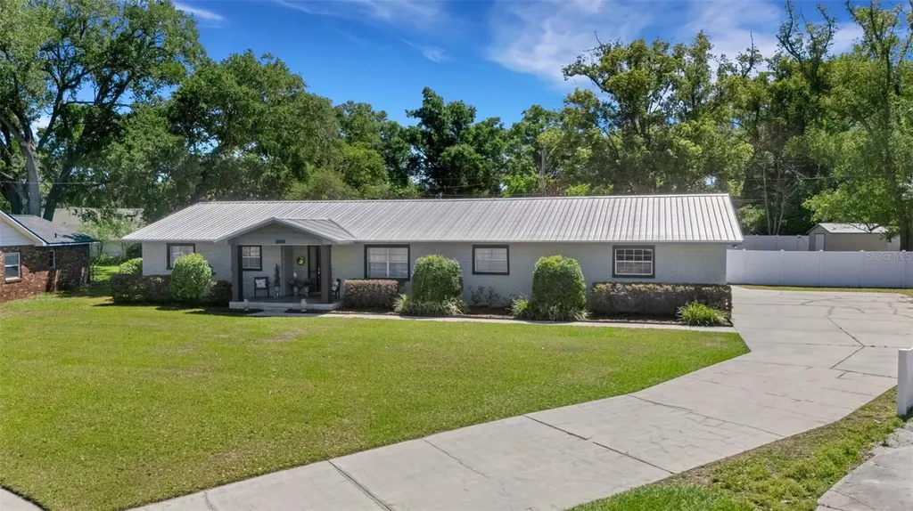 1112 Newport Avenue Lakeland FL 33801