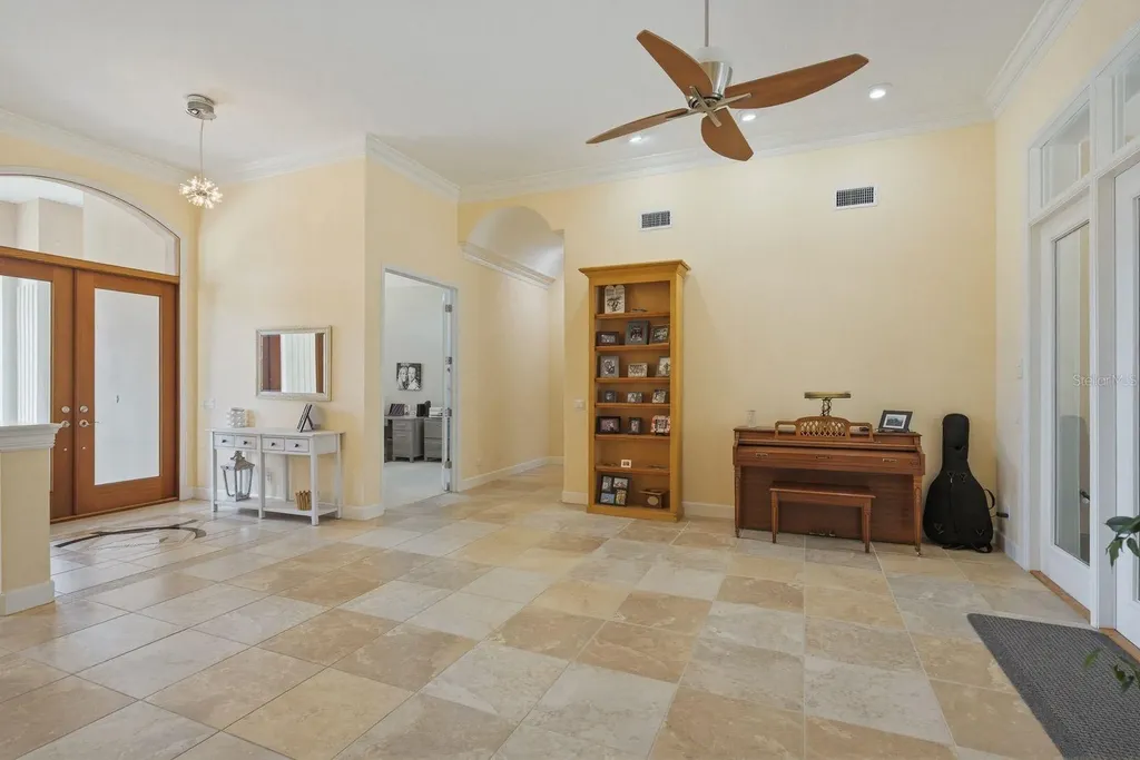 976 Cypress Cove Way Tarpon Springs FL 34688