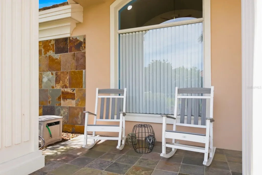 976 Cypress Cove Way Tarpon Springs FL 34688