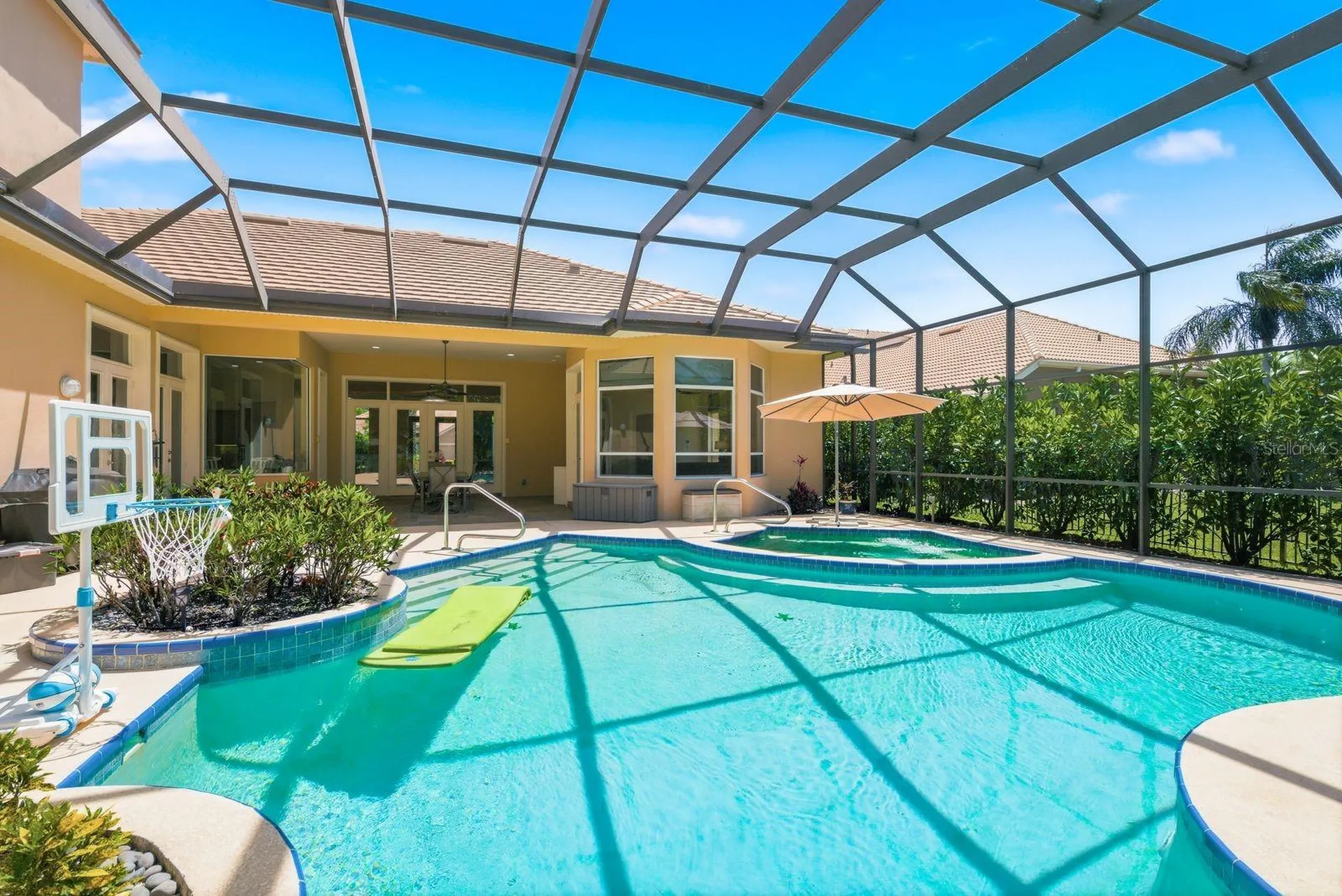 976 Cypress Cove Way Tarpon Springs FL 34688