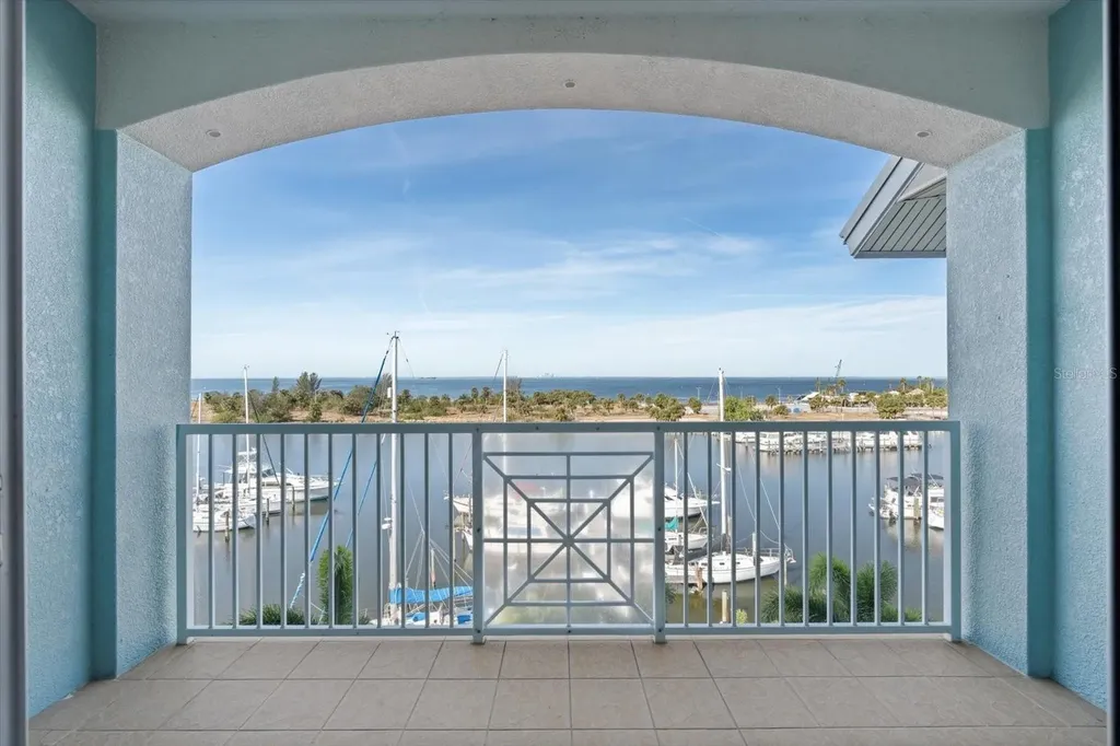 536 Bahia Beach Boulevard Ruskin FL 33570