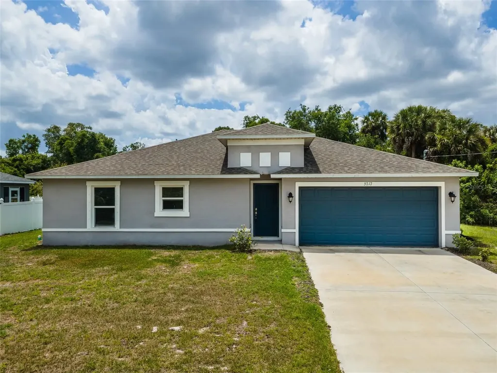 3717 Village Avenue North Port FL 34291