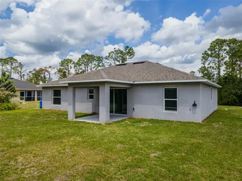 3717 Village Avenue North Port FL 34291