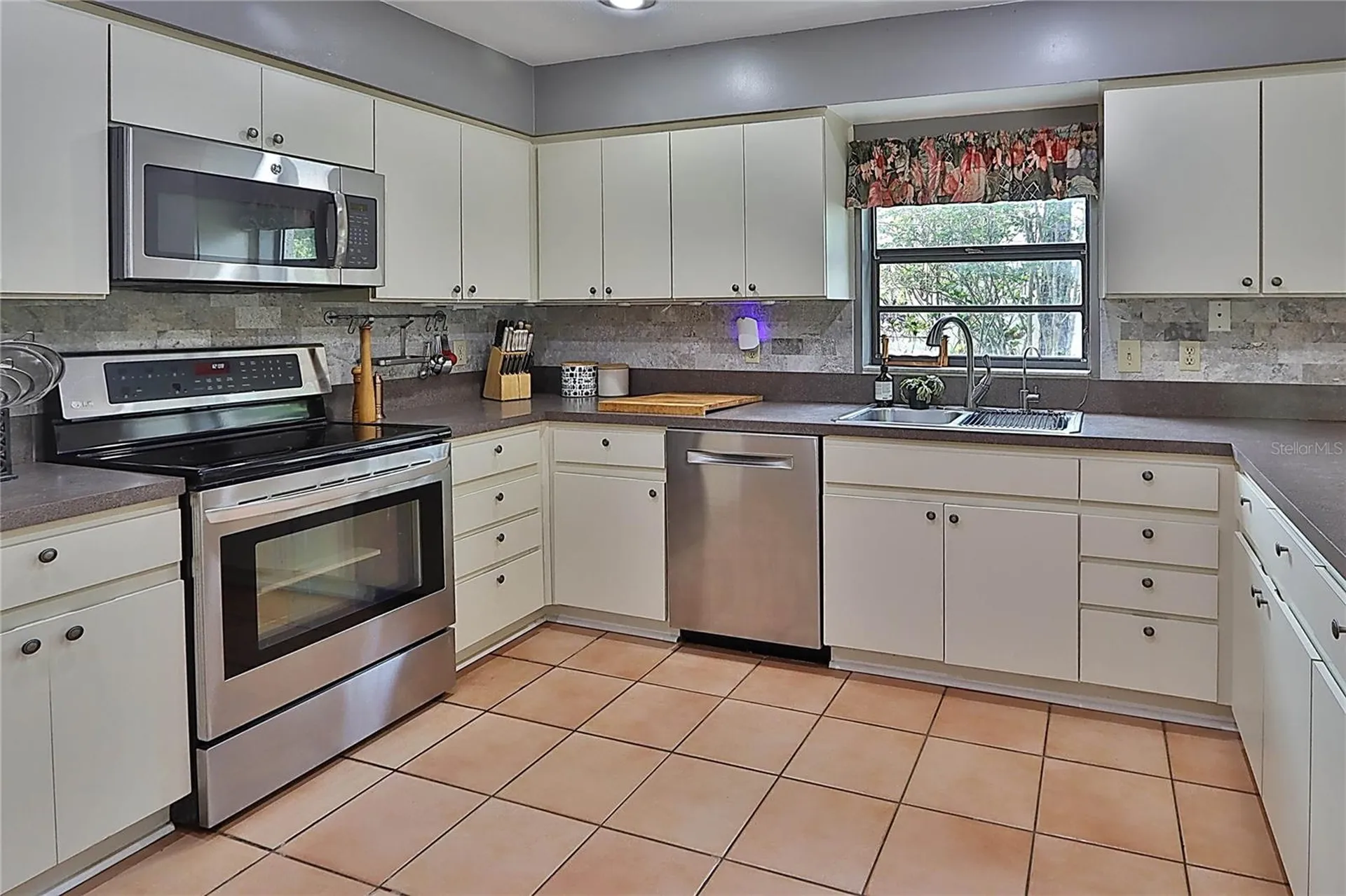 19814 Deer Hollow Lane Lutz FL 33548