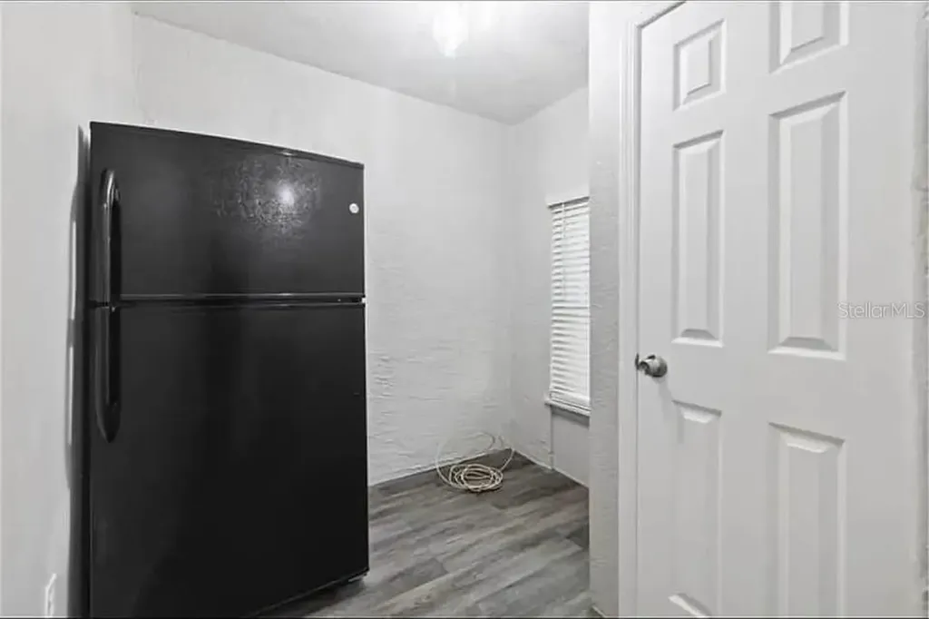 2904 Emerson Avenue S St Petersburg FL 33712
