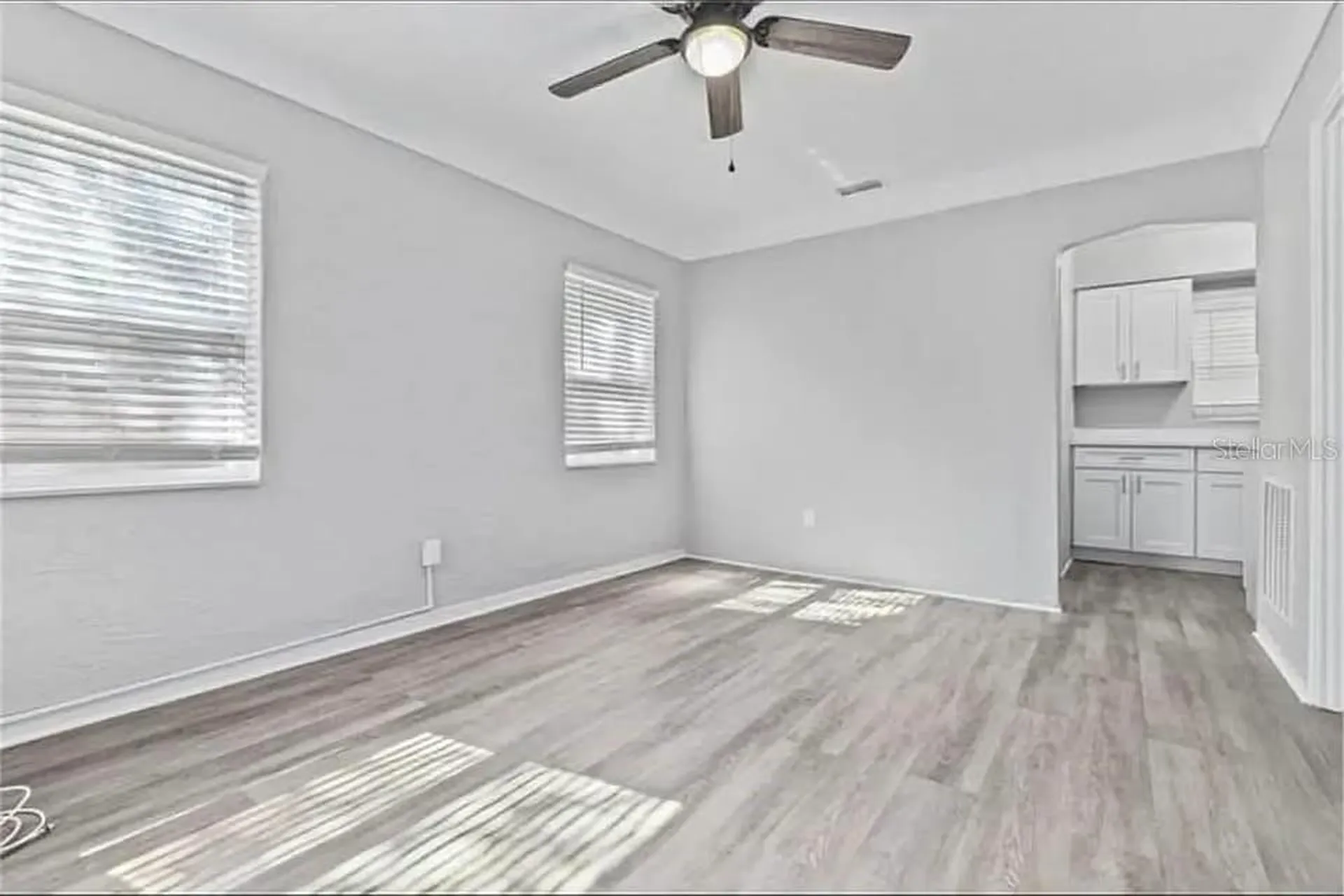 2904 Emerson Avenue S St Petersburg FL 33712