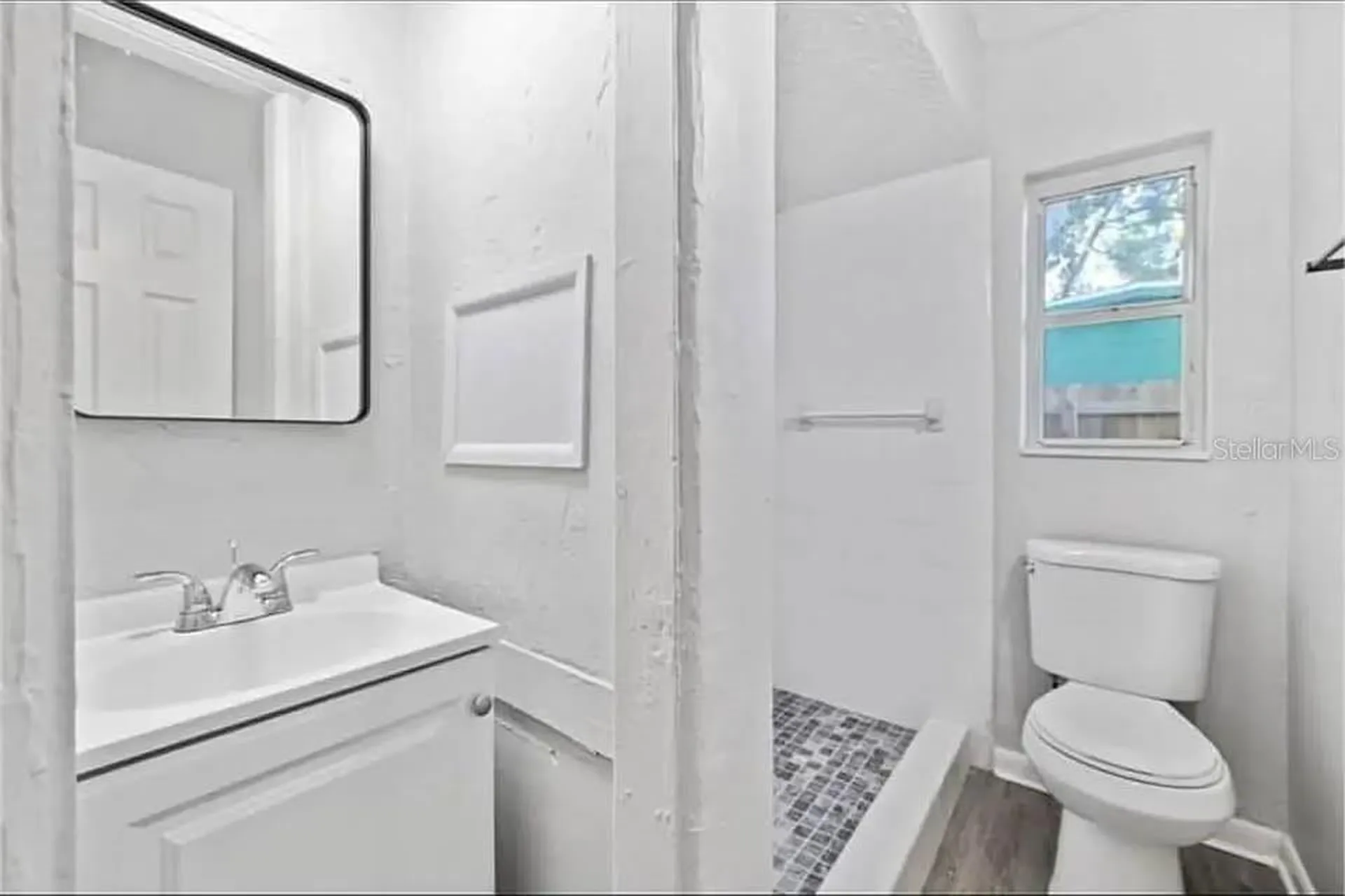 2904 Emerson Avenue S St Petersburg FL 33712