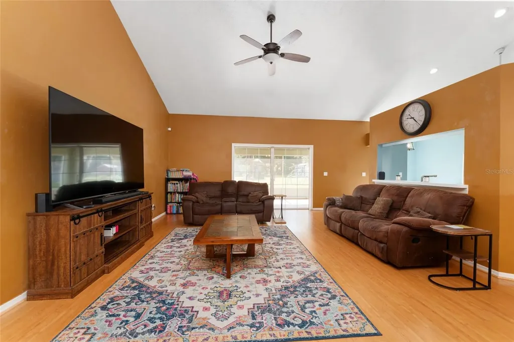 10637 SW 73rd Avenue Ocala FL 34476
