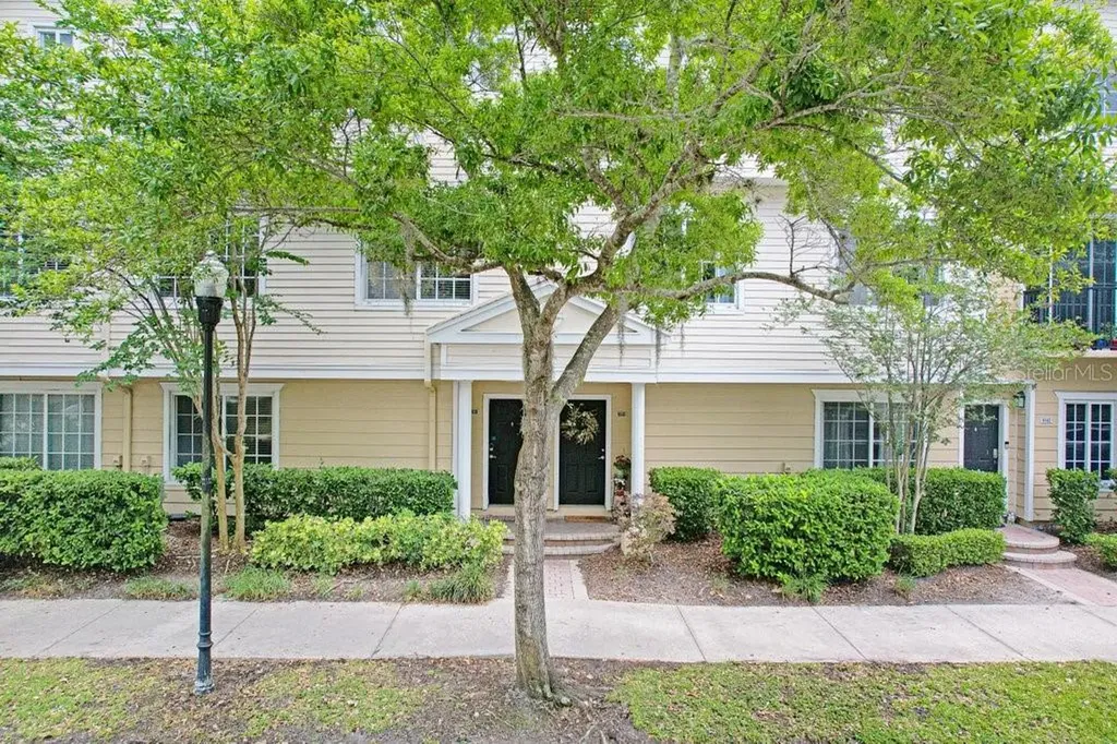 9838 W Park Village Drive Tampa FL 33626