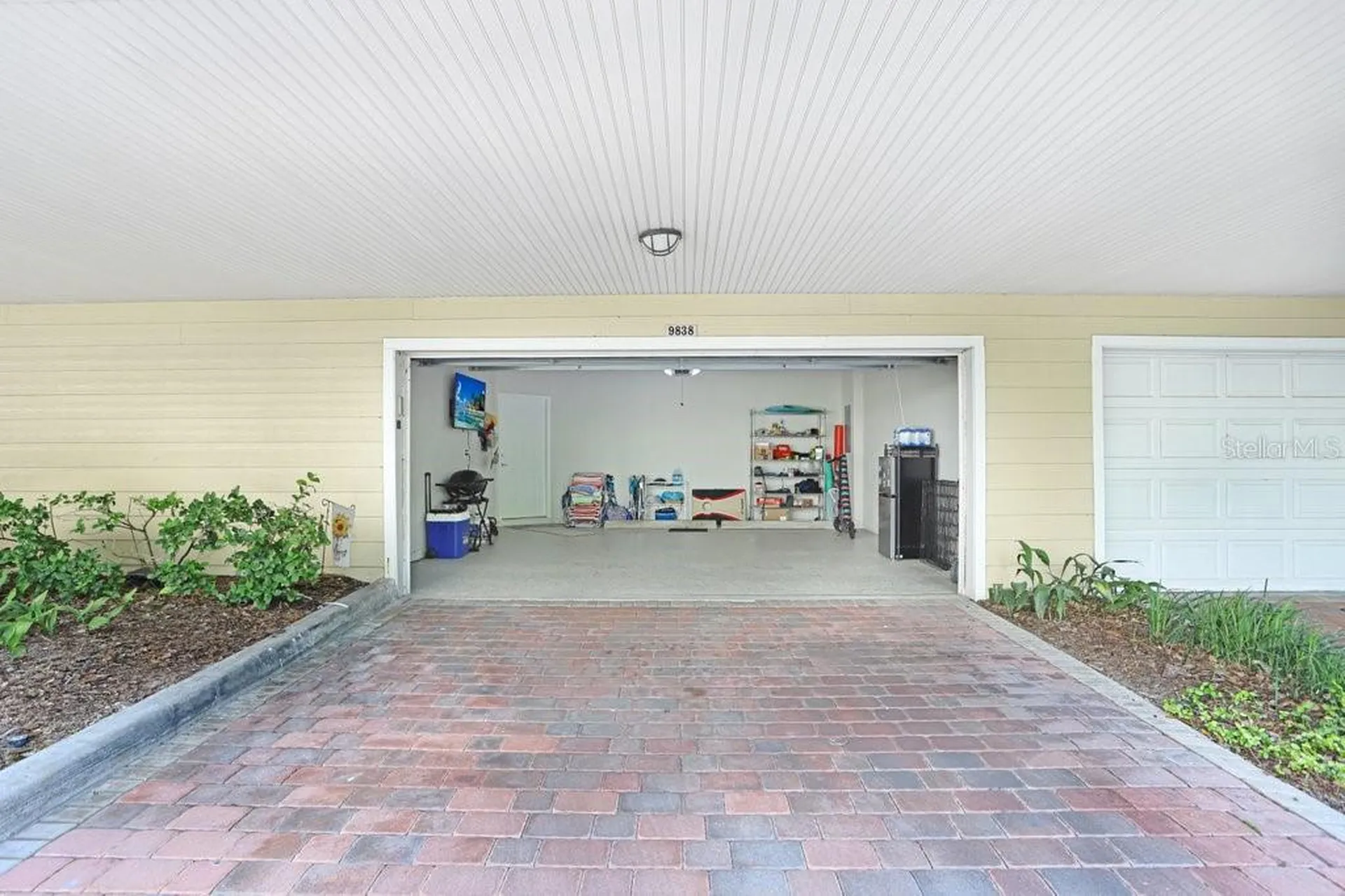 9838 W Park Village Drive Tampa FL 33626
