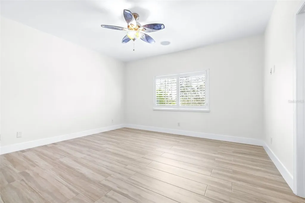 10102 Deercliff Drive Tampa FL 33647