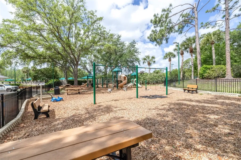 10102 Deercliff Drive Tampa FL 33647