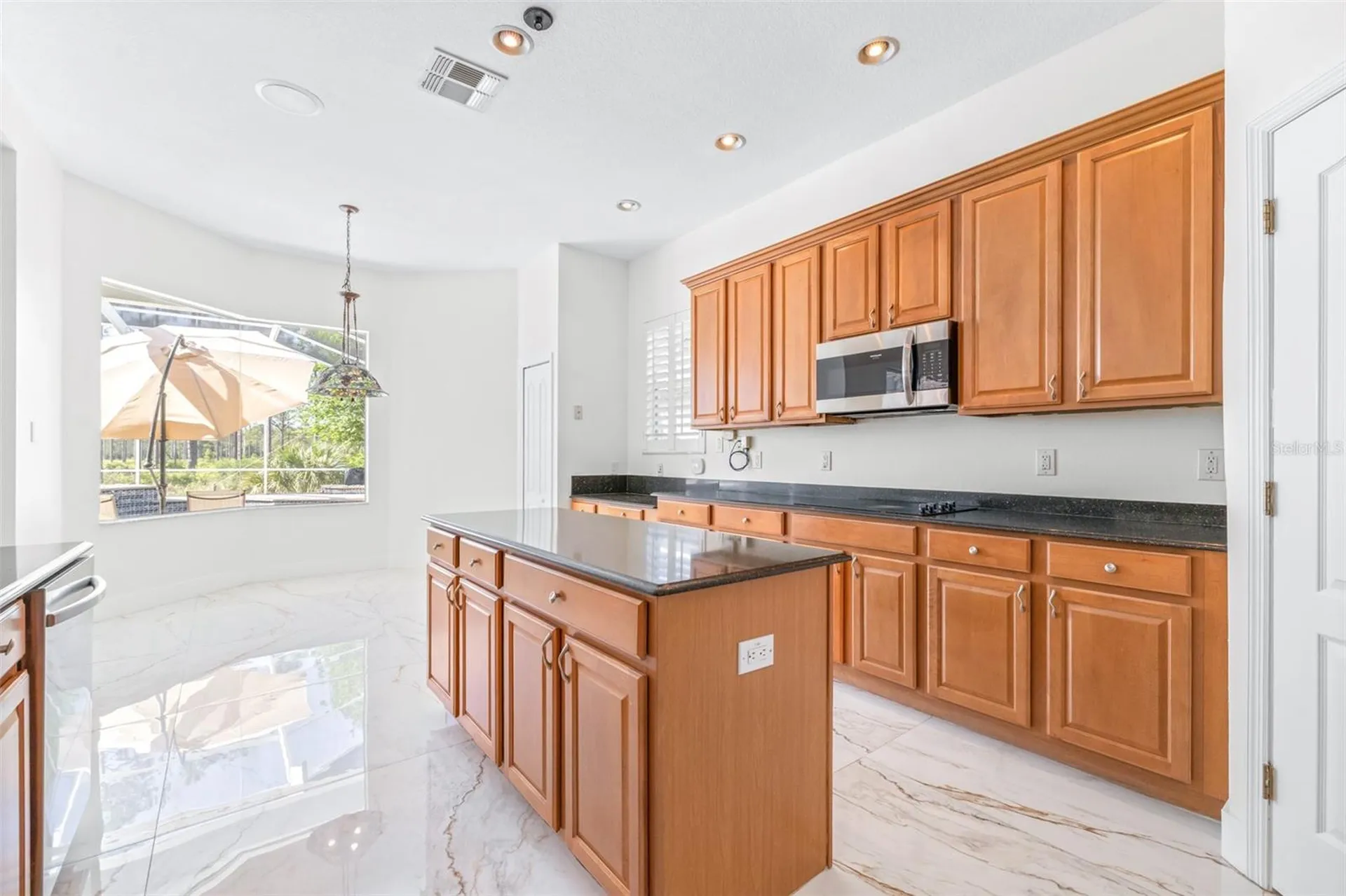 10102 Deercliff Drive Tampa FL 33647