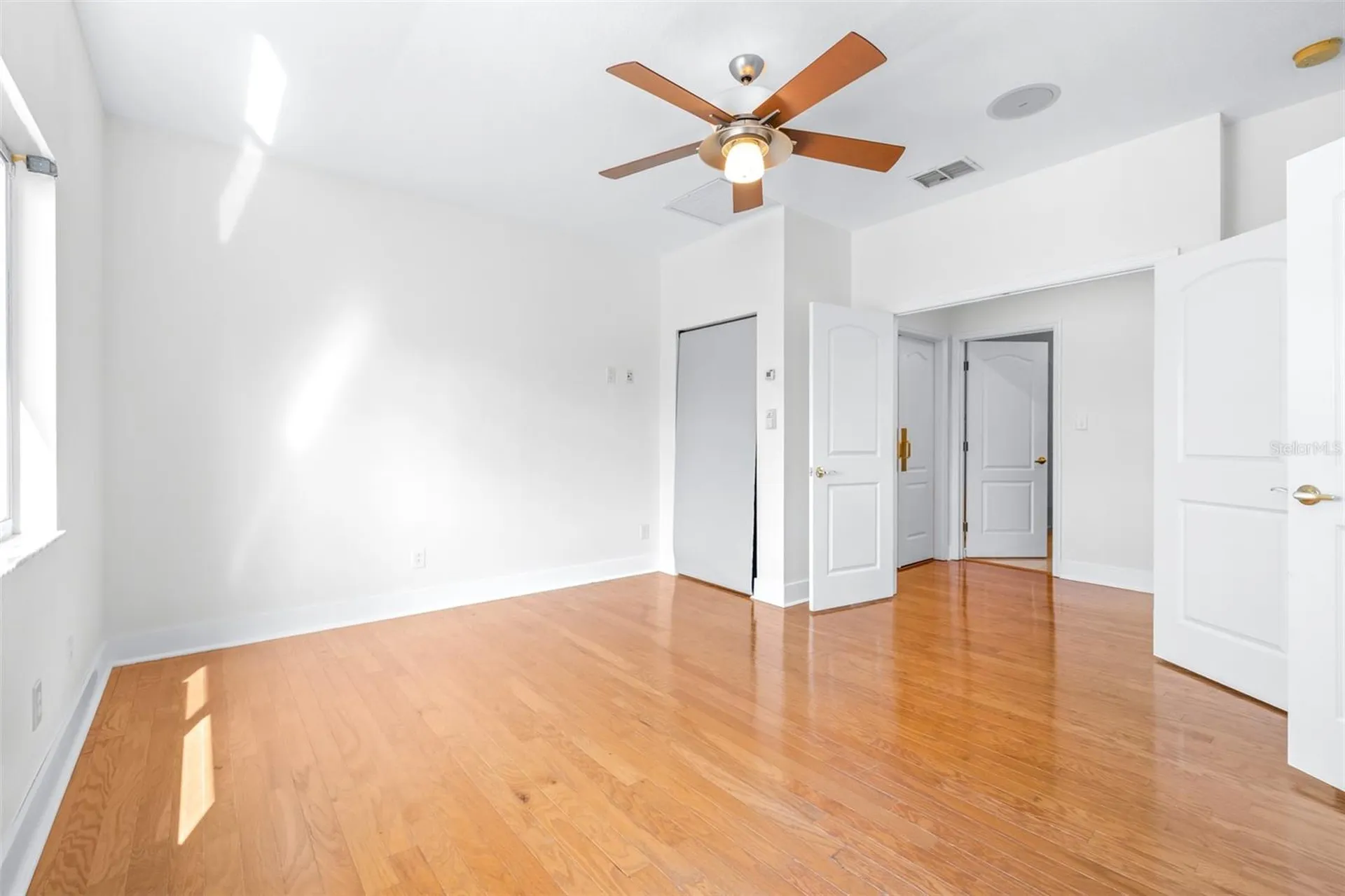 10102 Deercliff Drive Tampa FL 33647