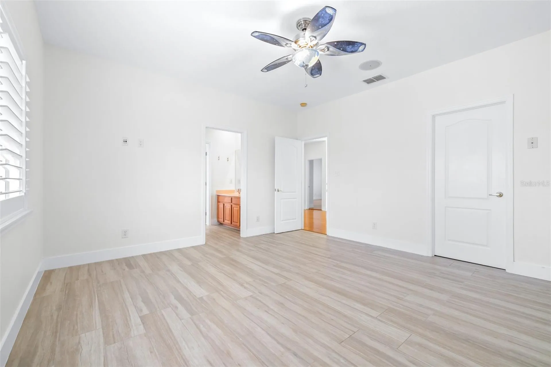 10102 Deercliff Drive Tampa FL 33647