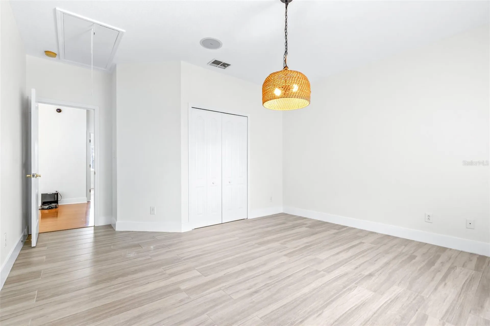 10102 Deercliff Drive Tampa FL 33647