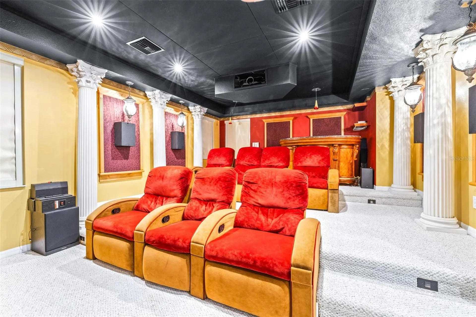 10102 Deercliff Drive Tampa FL 33647