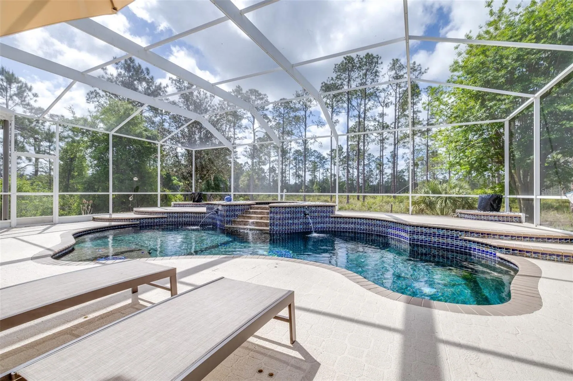10102 Deercliff Drive Tampa FL 33647