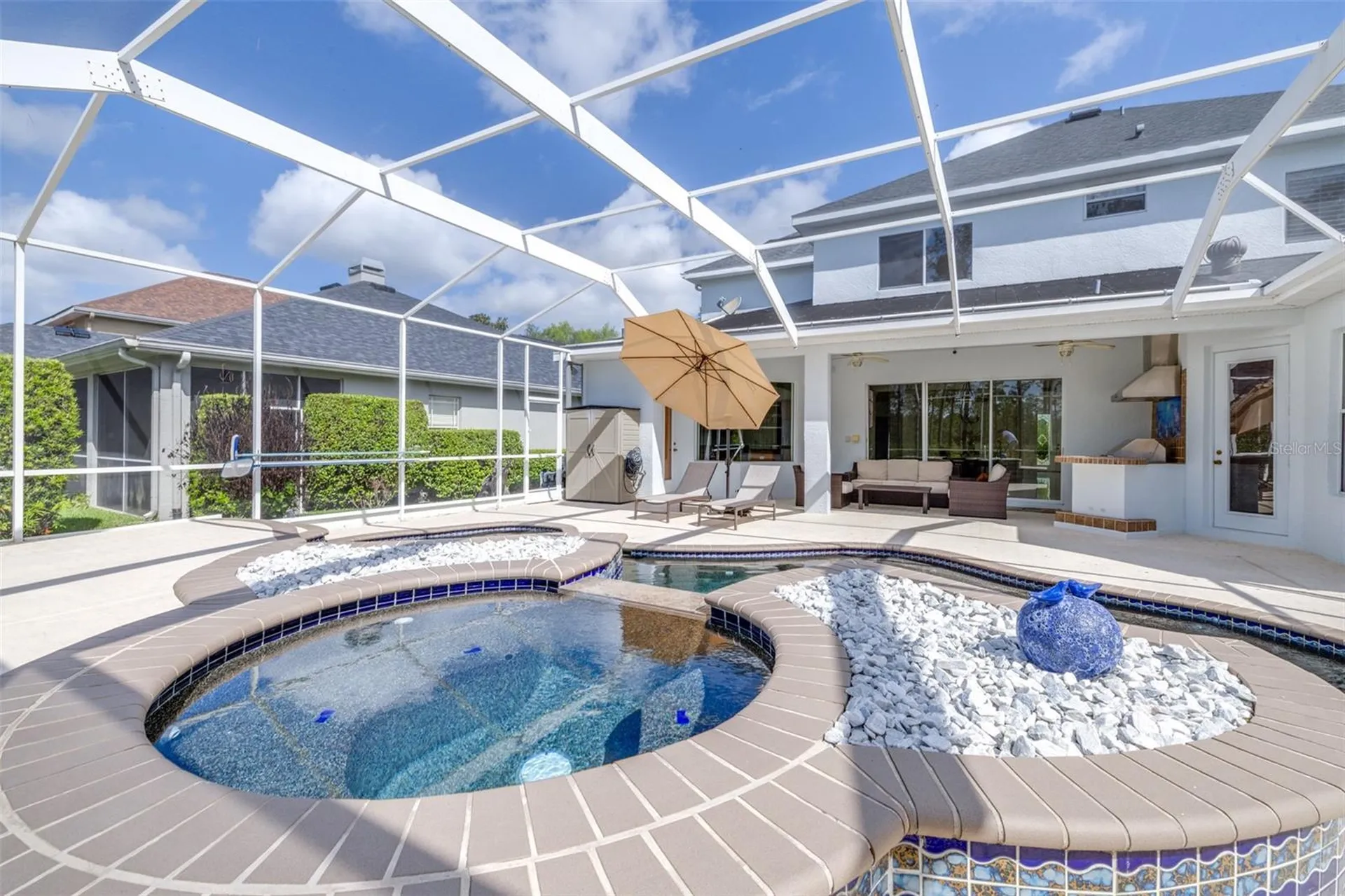 10102 Deercliff Drive Tampa FL 33647