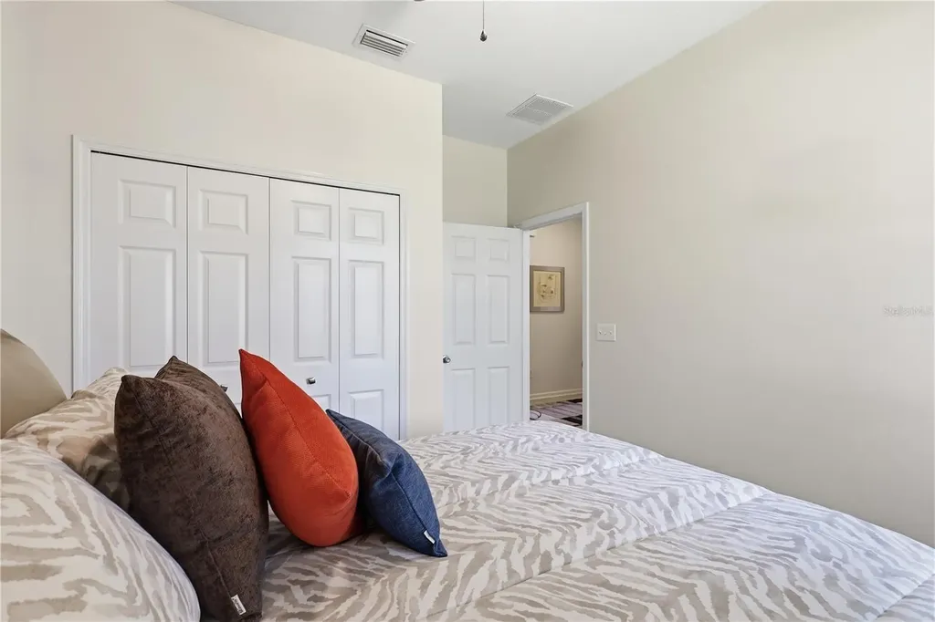 124 S Hummingbird Place Palm Coast FL 32164