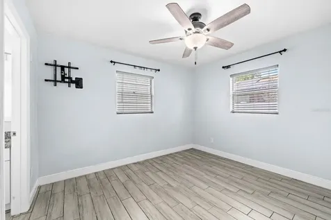 3605 W Iowa Avenue Tampa FL 33611