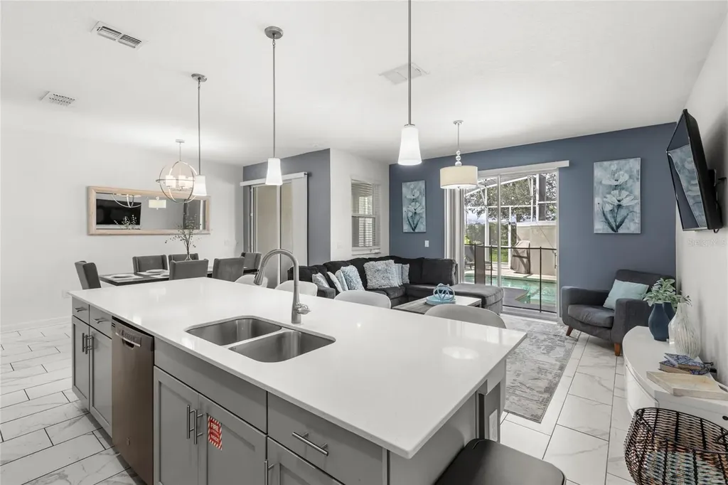 790 Pebble Beach Drive Davenport FL 33896
