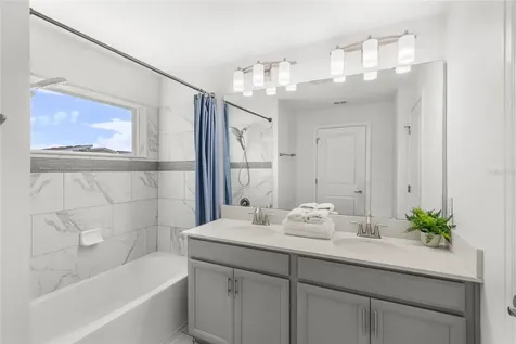 790 Pebble Beach Drive Davenport FL 33896