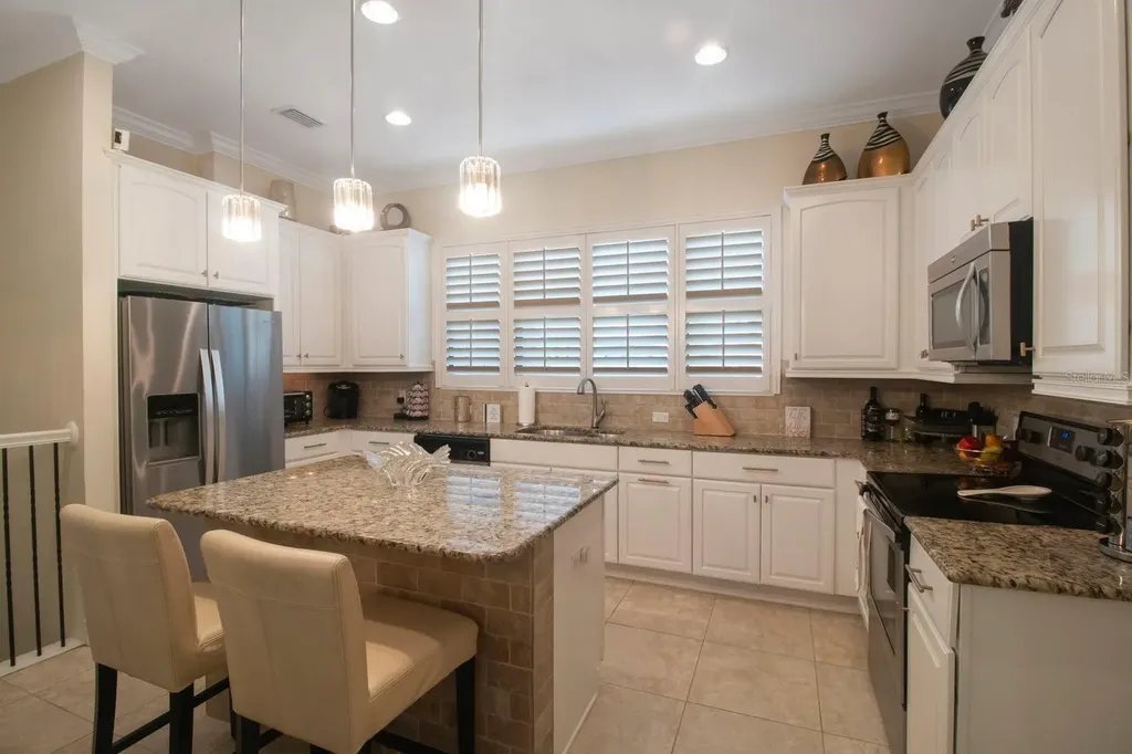 4884 Yacht Club Drive Tampa FL 33616