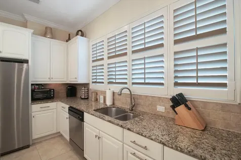 4884 Yacht Club Drive Tampa FL 33616