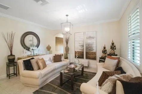 4884 Yacht Club Drive Tampa FL 33616