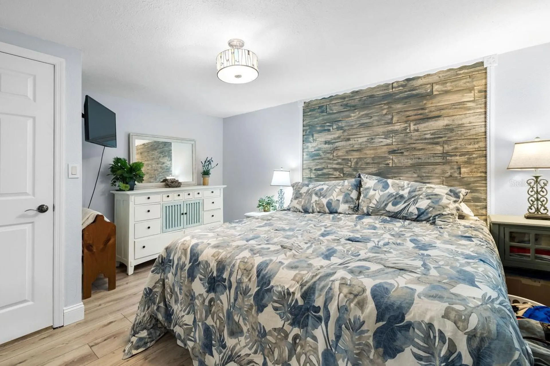 107 6th Street NW Ruskin FL 33570