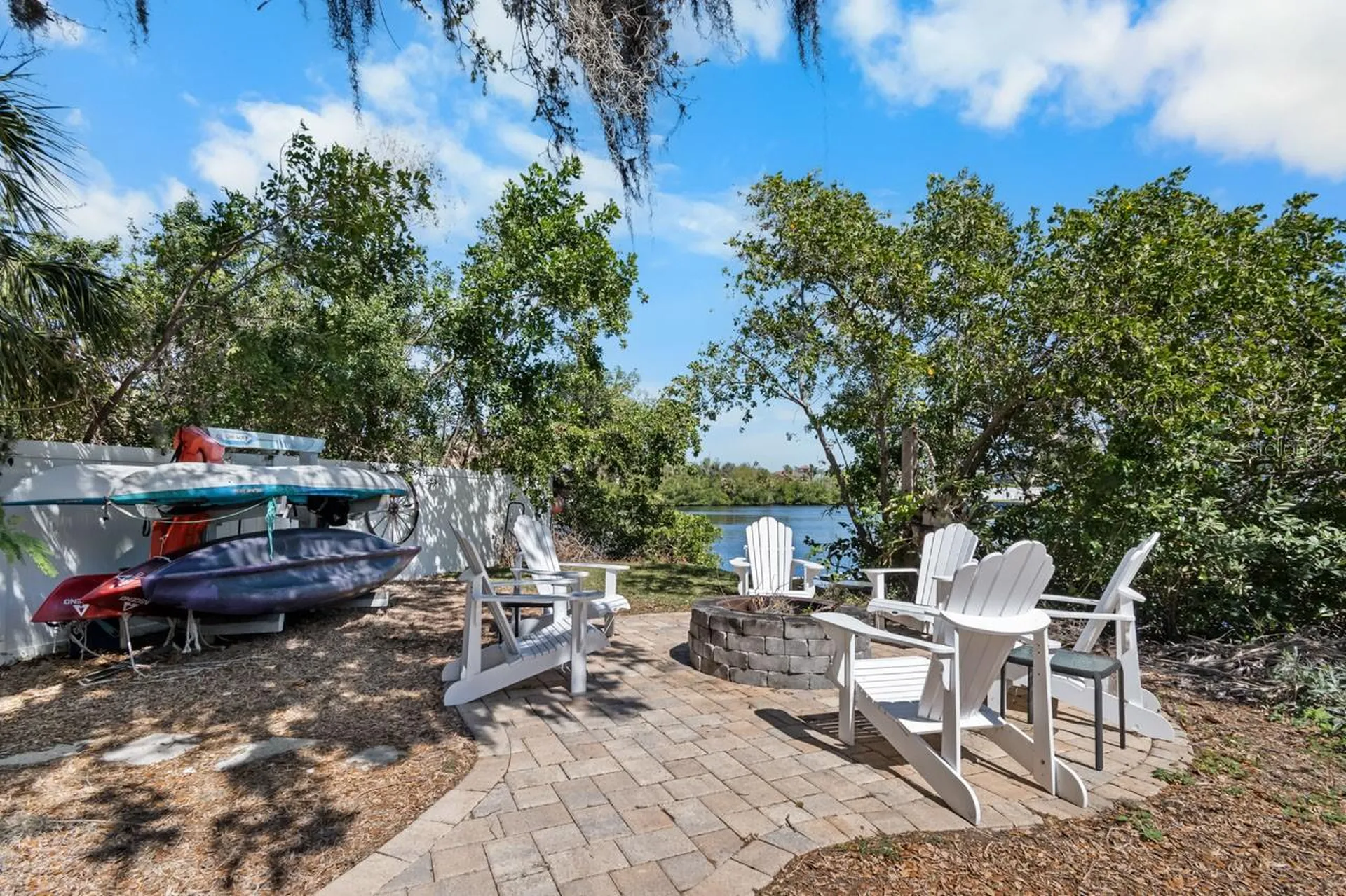 107 6th Street NW Ruskin FL 33570