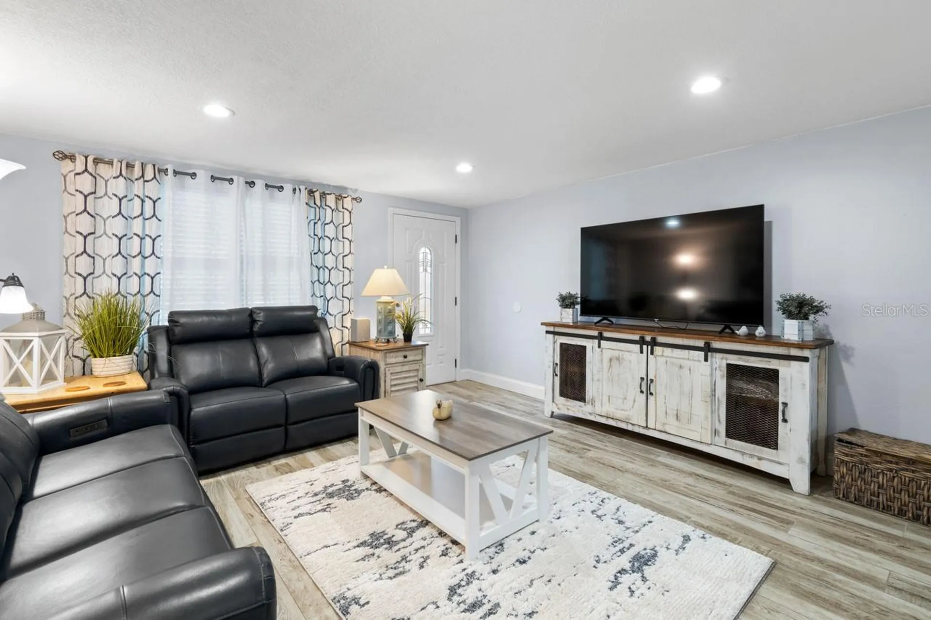 107 6th Street NW Ruskin FL 33570