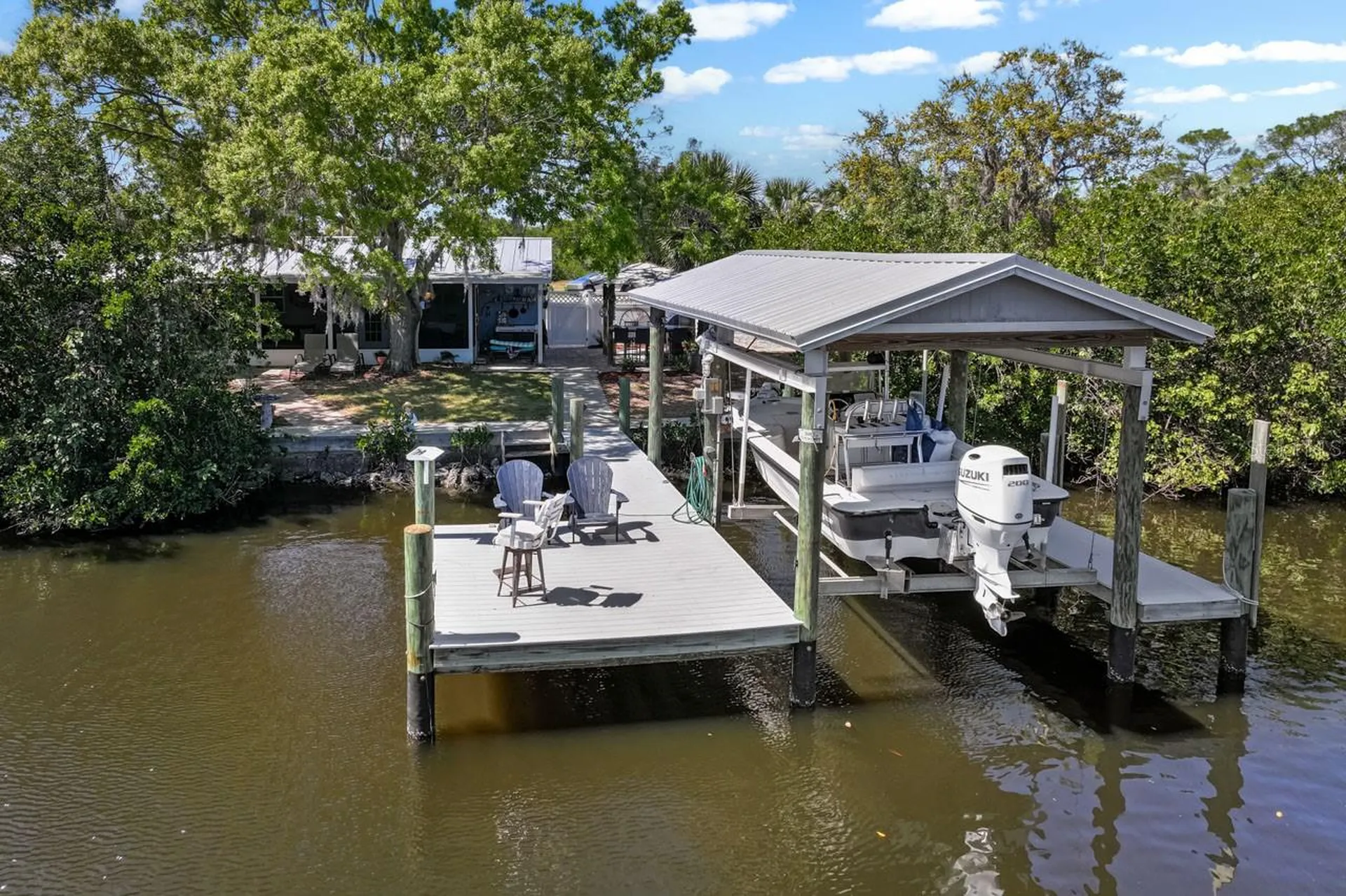 107 6th Street NW Ruskin FL 33570