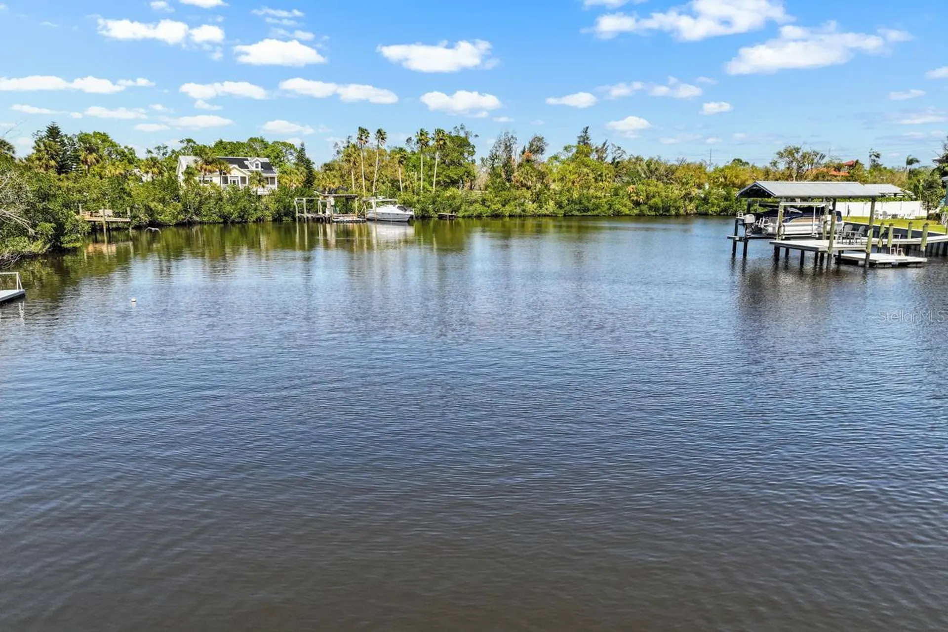 107 6th Street NW Ruskin FL 33570